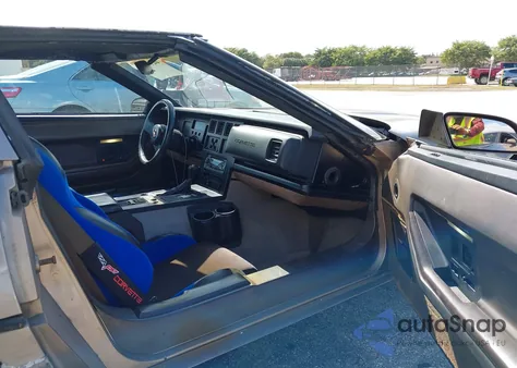 1985 Chevrolet Corvette from USA, damaged, VIN 1G1YY078XF5137300